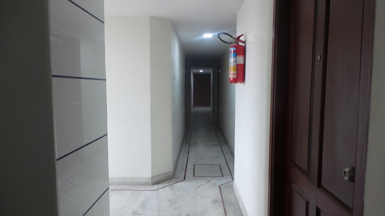 Kooloth Lake View Residency Hotell Coimbatore Exteriör bild